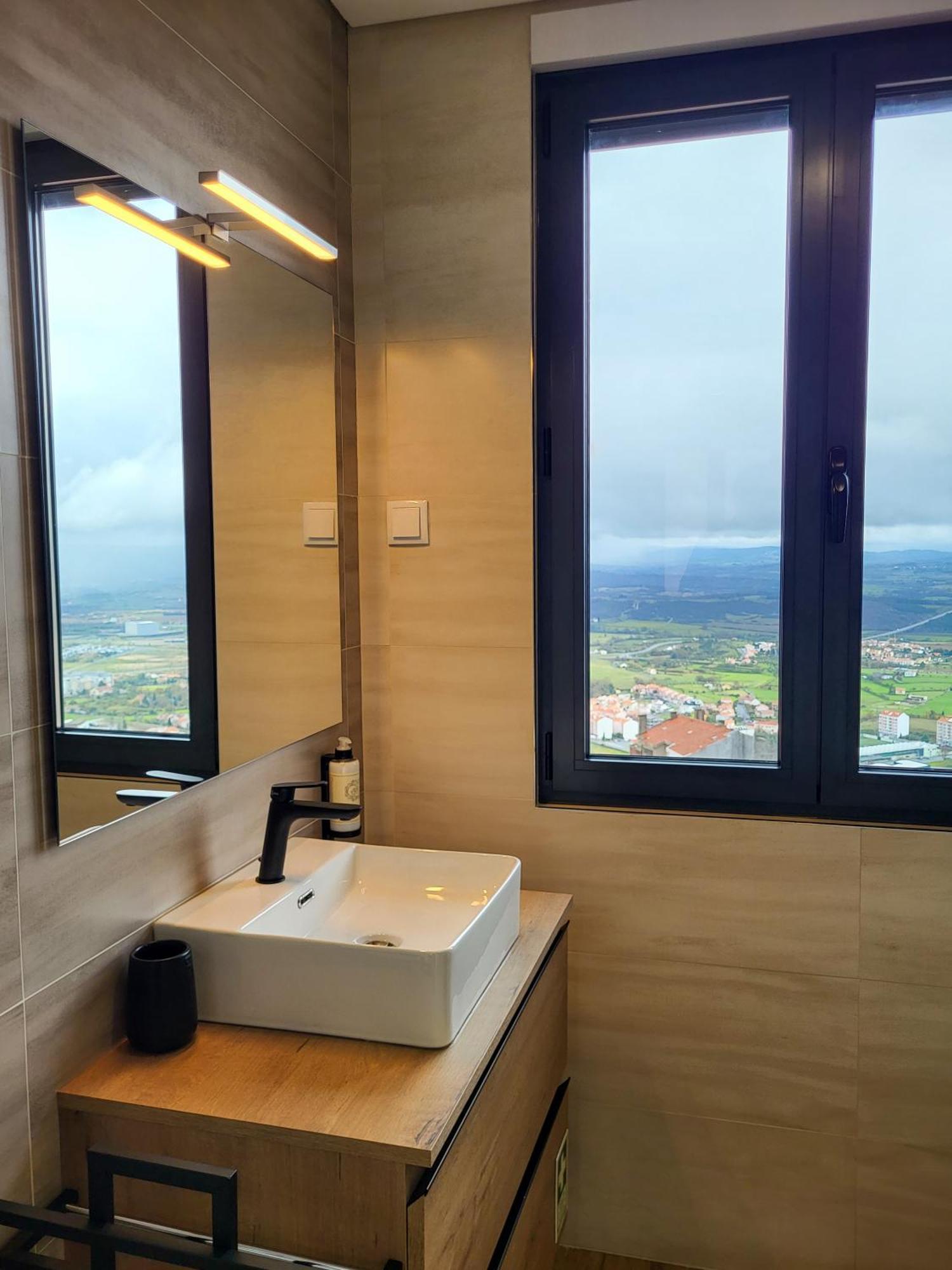 Apartamentos Do Mercado Covilhã Oda fotoğraf